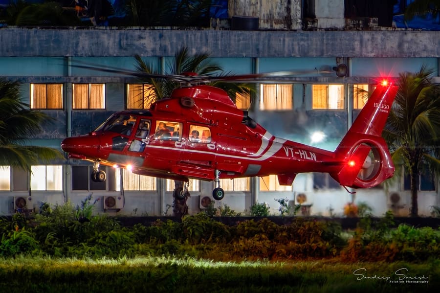 Eurocopter AS365 Dauphin — Night operations, VT-HLN · Juhu — aviation photography by Mach One Aviation