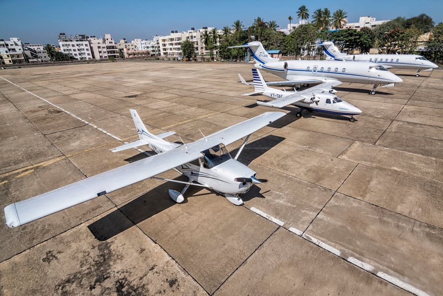 Jupiter Aviation Lineup II — Fleet on the ramp — aviation photography by Mach One Aviation