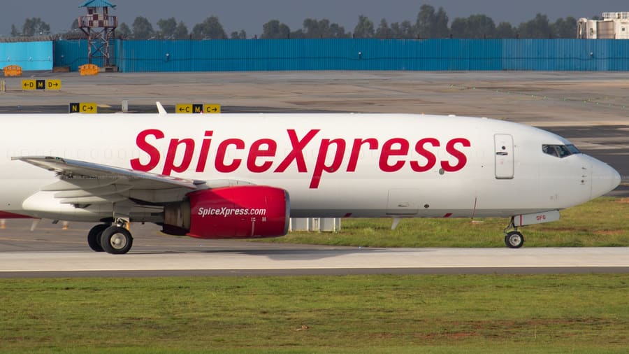 SpiceXpress 737 — Freighter — aviation photography by Mach One Aviation